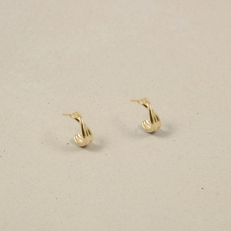 Bonds Path Huggie Earrings - Solid Gold